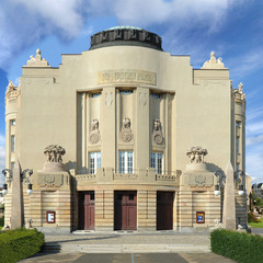 Das Gro&szlig;e Haus am Schillerplatz, Foto: Marlies Kross, Lizenz: Brandenburgische Kulturstiftung Cottbus-Frankfurt (Oder)