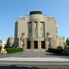 Das Gro&szlig;e Haus am Schillerplatz, Foto: Marlies Kross, Theaterfotografin, Lizenz: Brandenburgische Kulturstiftung Cottbus-Frankfurt (Oder)